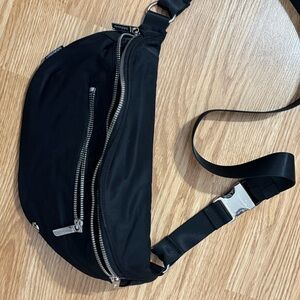 lululemon athletica City Essentials Crossbody Bag 3L